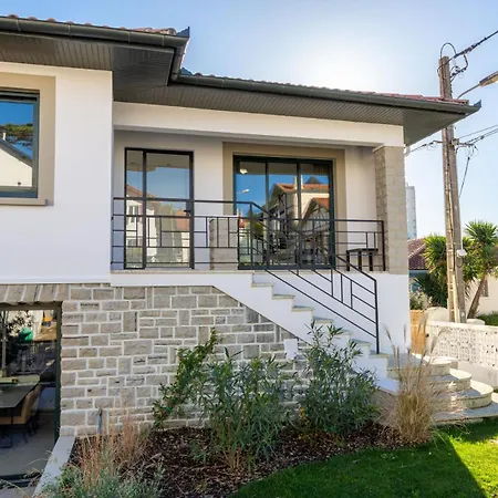 D'hotes Bibicheri Bed & Breakfast